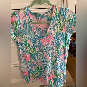 Lilly Pulitzer Blue and Pink V-Neck Tee